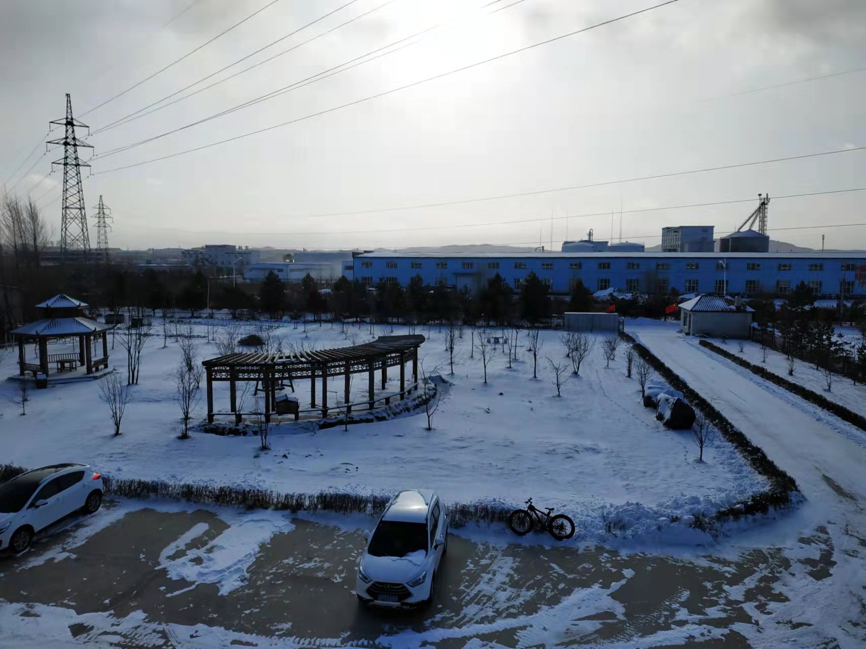 深圳古特吉林工厂，位于吉林敦化，生产线目前主打产品为谷胱甘肽和β-烟酰胺单核苷酸。