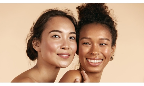 在最新一期的专业美容杂志中谈论所有关于谷胱甘肽的事情！